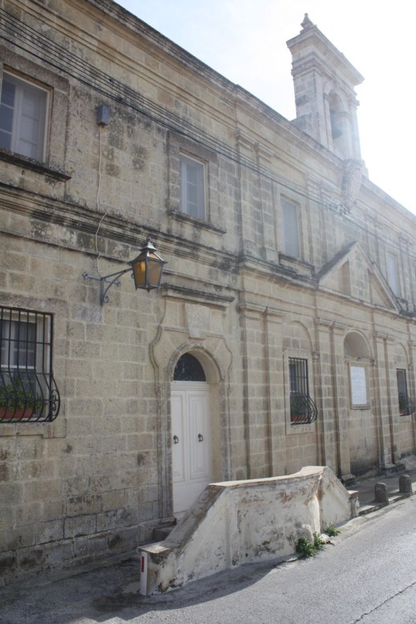 Our Lady of Manresa (San Kalcidonju)